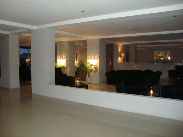 Imagen de los interiores del Hotel The Aknac. Foto 12