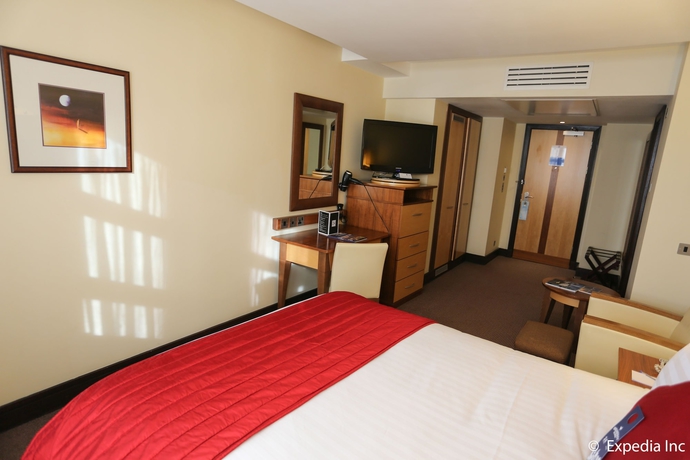 Imagen de la habitación del Hotel The Alan. Foto 12