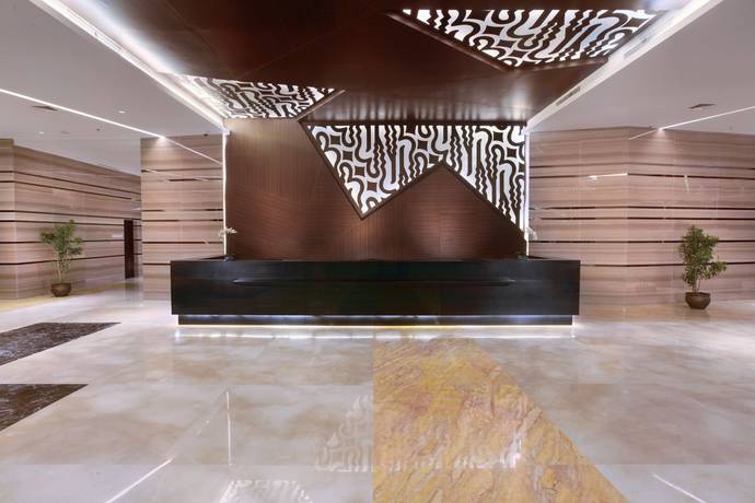 Imagen de los interiores del Hotel The Alana Hotel and Convention Center - Solo by Aston. Foto 19