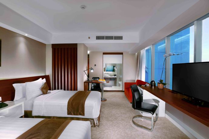 Imagen de la habitación del Hotel The Alana Yogyakarta Hotel and Convention Center. Foto 12