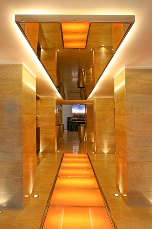 Imagen de los interiores del Hotel The Alassia. Foto 14