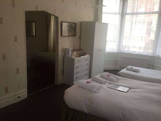 Imagen de la habitación del Hotel The Albert Near Winter Gardens. Foto 17