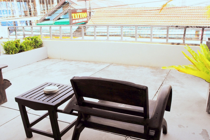 Imagen de los exteriores del Hotel The Album Loft At Nanai. Foto 12