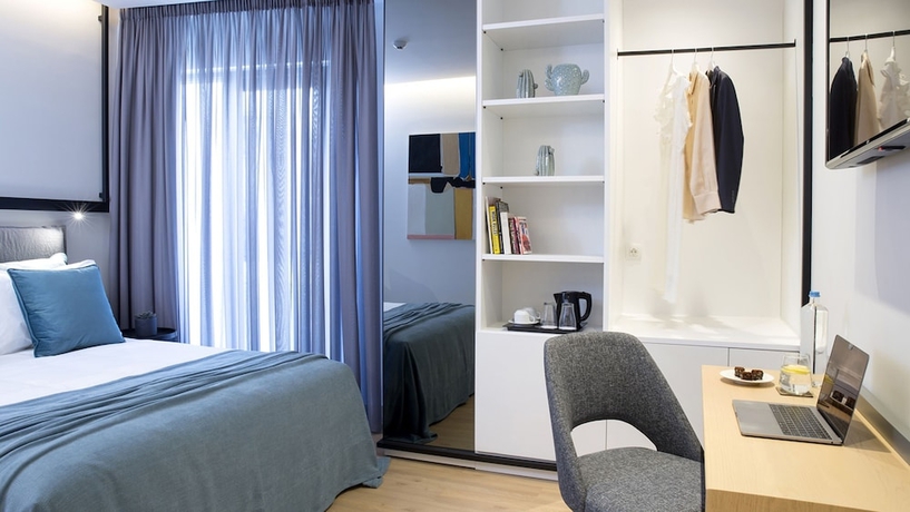 Imagen de la habitación del Hotel The Alex Monte Kastella. Foto 11