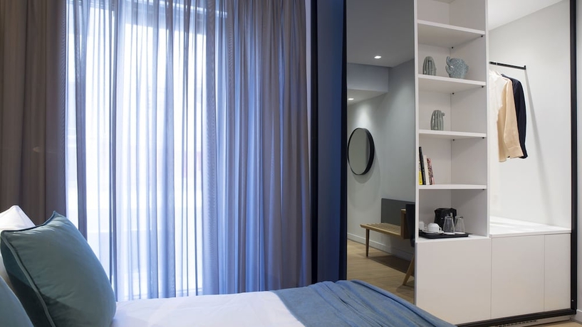 Imagen de la habitación del Hotel The Alex Monte Kastella. Foto 12