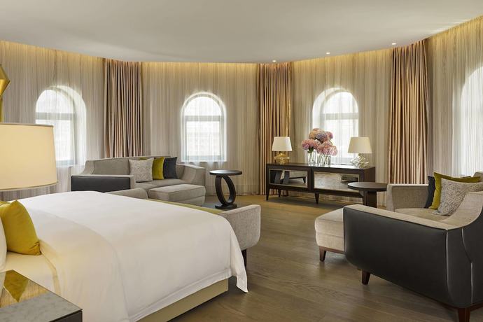 Imagen de la habitación del Hotel The Alexander, A Luxury Collection, Yerevan. Foto 6