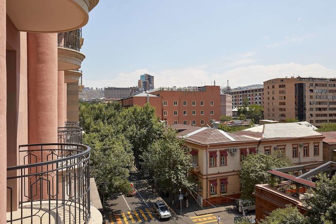 Imagen de la habitación del Hotel The Alexander, A Luxury Collection, Yerevan. Foto 10