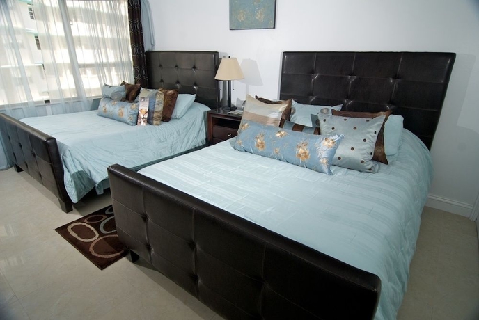 Imagen de la habitación del Hotel The Alexander Beach Residences. Foto 3