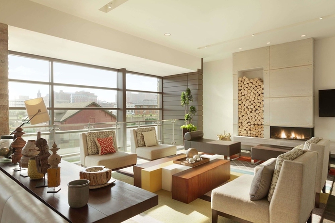 Imagen de los interiores del Hotel The Alexander. Foto 13