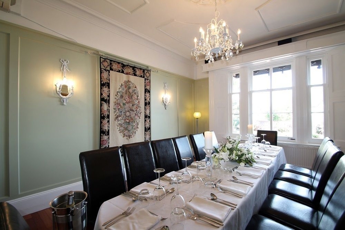 Imagen del bar/restaurante del Hotel The Alexandra Court. Foto 6