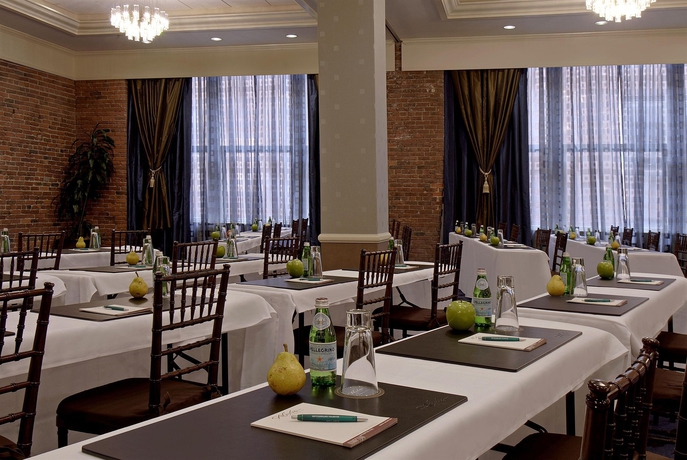 Imagen de los interiores del Hotel The Alexis Royal Sonesta Seattle. Foto 11