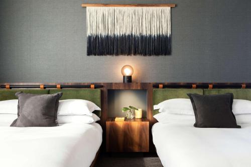 Imagen de la habitación del Hotel The Alexis Royal Sonesta Seattle. Foto 10