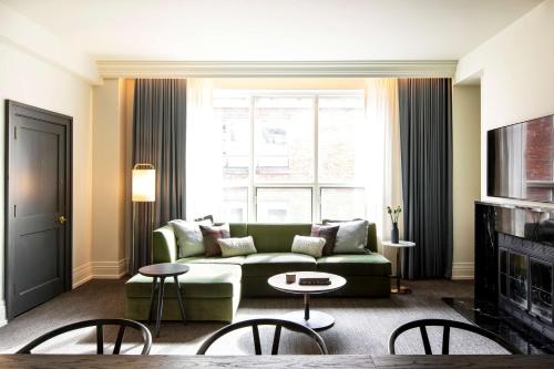 Imagen de la habitación del Hotel The Alexis Royal Sonesta Seattle. Foto 20