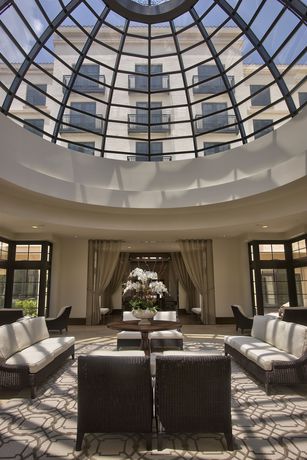 Imagen del bar/restaurante del Hotel The Alfond Inn. Foto 3