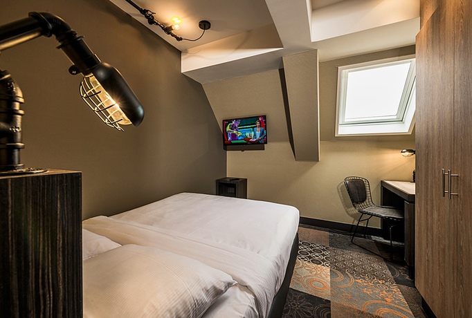 Imagen de la habitación del Hotel The Alfred. Foto 5