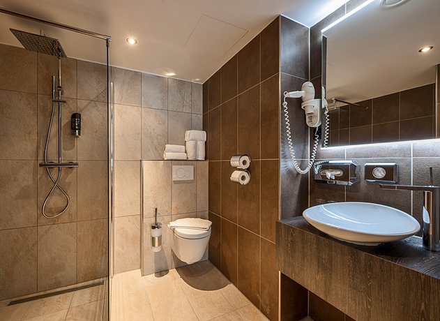 Imagen de la habitación del Hotel The Alfred. Foto 7