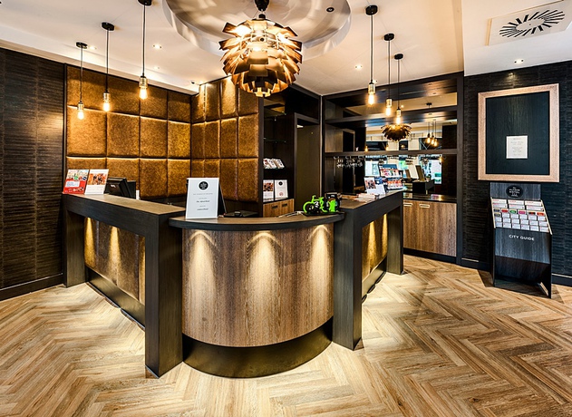 Imagen de los interiores del Hotel The Alfred. Foto 15