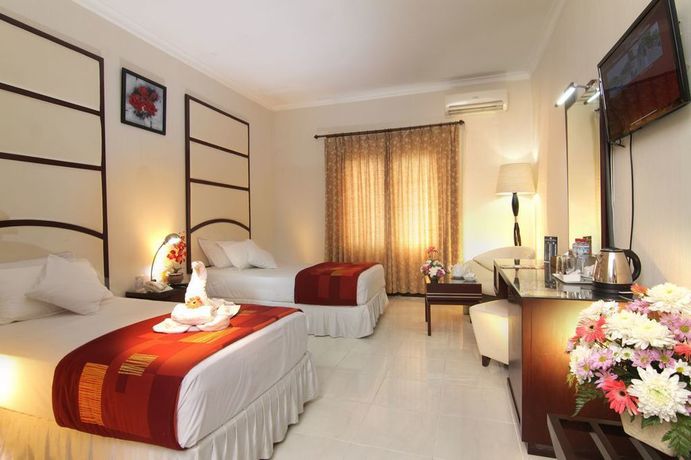 Imagen del bar/restaurante del Hotel The Aliante. Foto 5