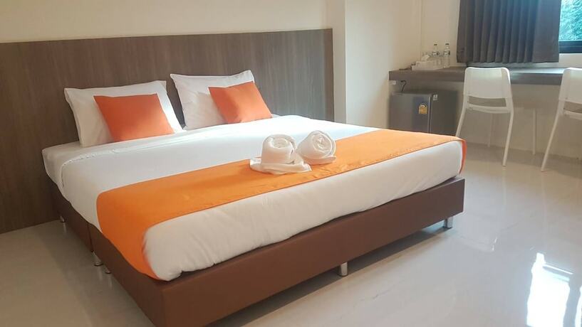 Imagen de la habitación del Hotel The All Residence. Foto 19