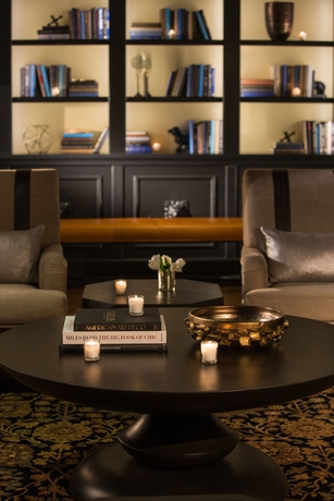 Imagen de los interiores del Hotel The Allegro Royal Sonesta Chicago Loop. Foto 7