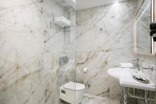 Imagen de la habitación del Hotel The Alley Kefalonia. Foto 10