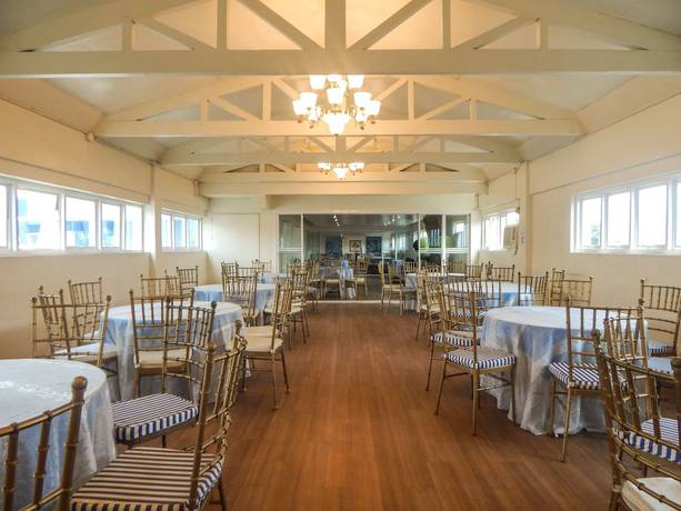Imagen de los interiores del Hotel The Alpa and Restaurant. Foto 11