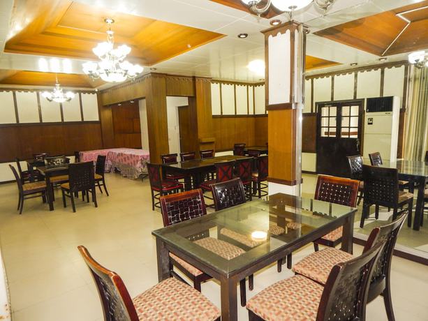 Imagen de los interiores del Hotel The Alpa and Restaurant. Foto 14