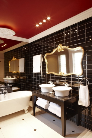 Imagen de la habitación del Hotel The Alphen Boutique and Spa. Foto 3