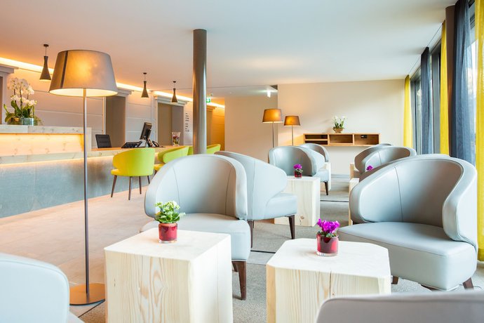 Imagen de los interiores del Hotel The Alpina Mountain Resort. Foto 18