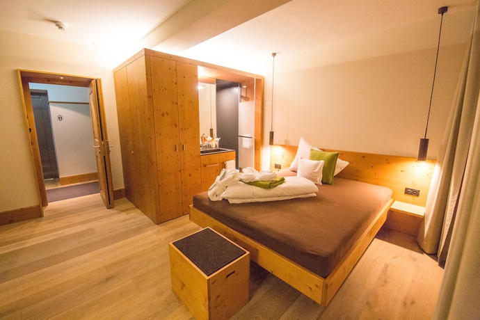 Imagen de la habitación del Hotel The Alpina Mountain Resort. Foto 17