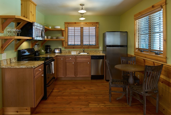 Imagen de la habitación del Hotel The Alpine House. Foto 15