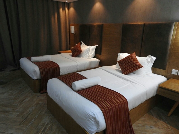 Imagen de la habitación del Hotel The Alps. Foto 13