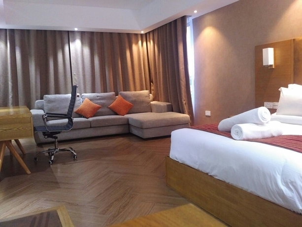 Imagen de la habitación del Hotel The Alps. Foto 15