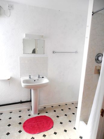 Imagen de la habitación del Hotel The Altavia. Foto 8