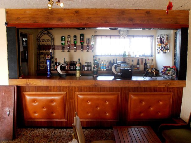 Imagen del bar/restaurante del Hotel The Altavia. Foto 5