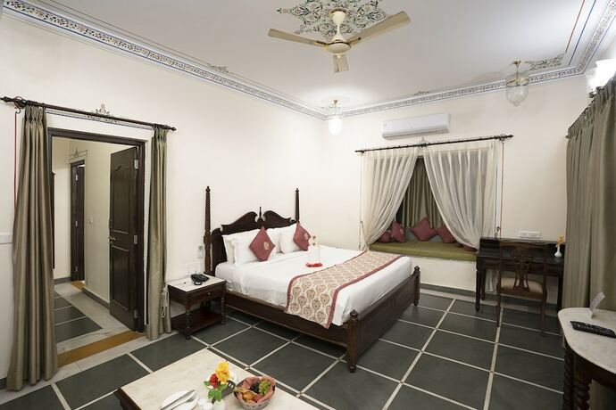 Imagen de la habitación del Hotel The Amargarh, Udaipur. Foto 19