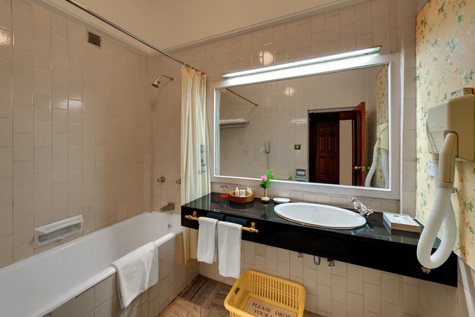 Imagen de la habitación del Hotel The Ambassador, Mumbai. Foto 9