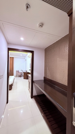 Imagen de la habitación del Hotel The Amberly Gardens. Foto 15