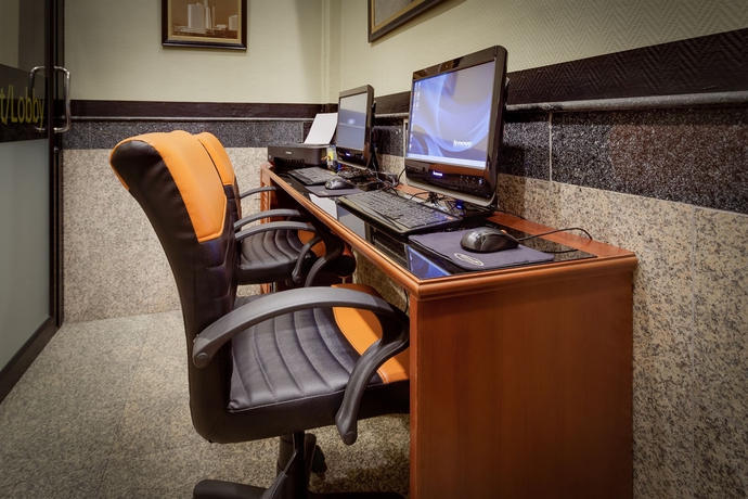 Imagen de los interiores del Hotel The Ambiance. Foto 16