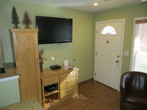 Imagen de la habitación del Hotel The Americana Village. Foto 4