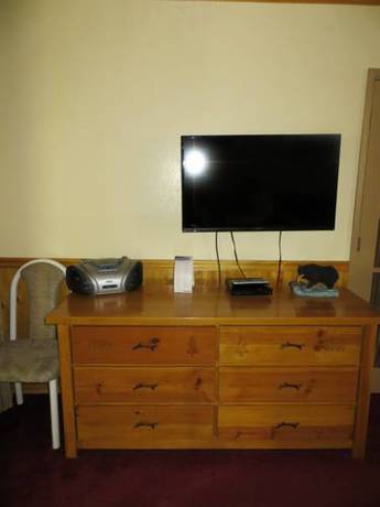 Imagen de la habitación del Hotel The Americana Village. Foto 12