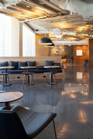 Imagen de los interiores del Hotel The Ameswell. Foto 19