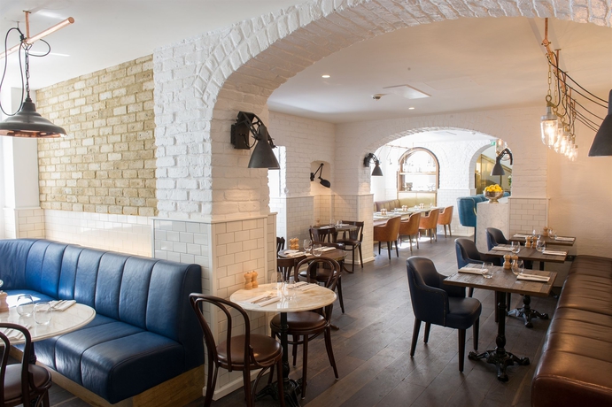 Imagen del bar/restaurante del Hotel The Ampersand. Foto 1