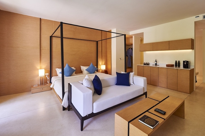 Imagen de la habitación del Hotel The Anda Mani Khaolak Beachfront Villas. Foto 3