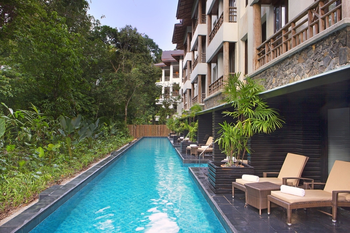 Imagen de la piscina del Hotel The Andaman, a Luxury Collection Resort, Langkawi. Foto 11