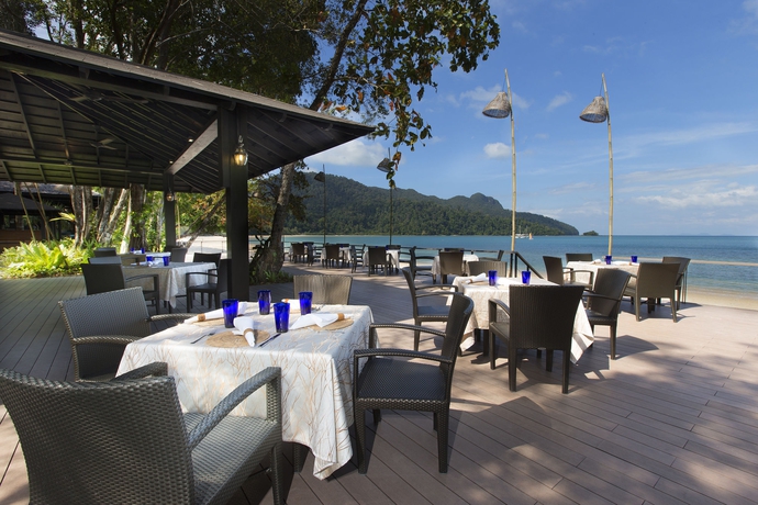 Imagen del bar/restaurante del Hotel The Andaman, a Luxury Collection Resort, Langkawi. Foto 3