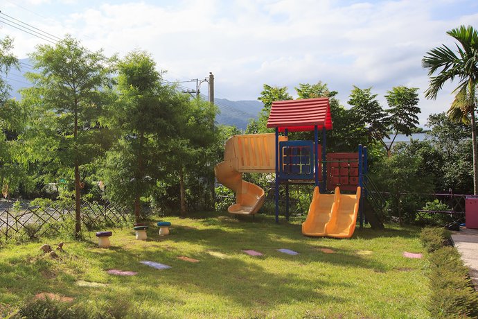 Imagen de los exteriores del Hotel The Anderson Manor. Foto 16