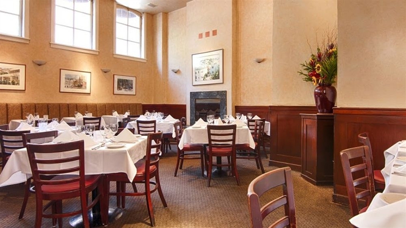 Imagen del bar/restaurante del Hotel The Andrews. Foto 4