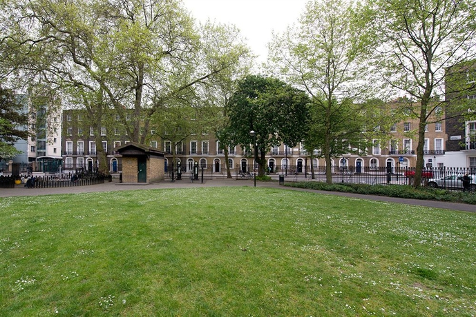 Imagen de los exteriores del Hotel The Angus. Foto 14