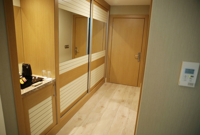 Imagen de la habitación del Hotel The Ankara. Foto 6
